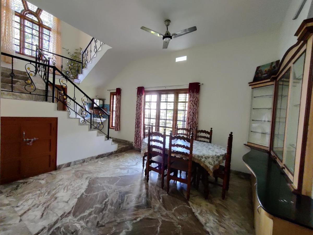 Spacious 3-Bedroom Private Villa In Mangalore - Ideal Getaway For Family And Friends ภายนอก รูปภาพ