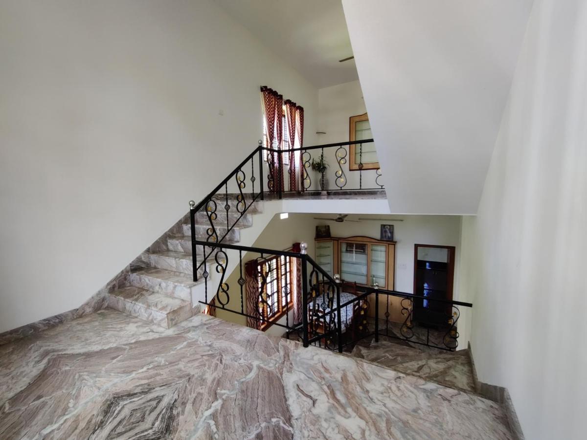 Spacious 3-Bedroom Private Villa In Mangalore - Ideal Getaway For Family And Friends ภายนอก รูปภาพ
