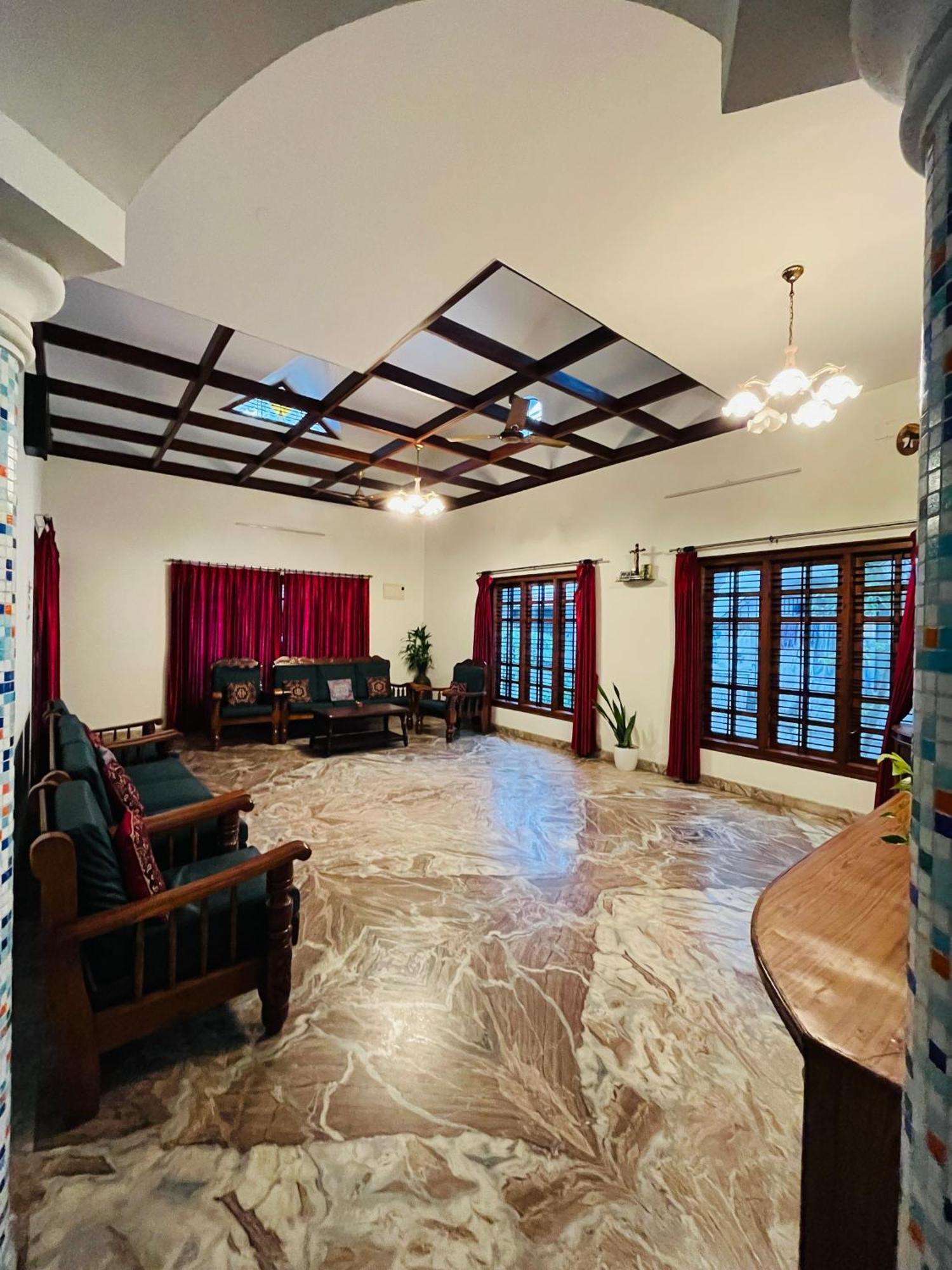 Spacious 3-Bedroom Private Villa In Mangalore - Ideal Getaway For Family And Friends ภายนอก รูปภาพ