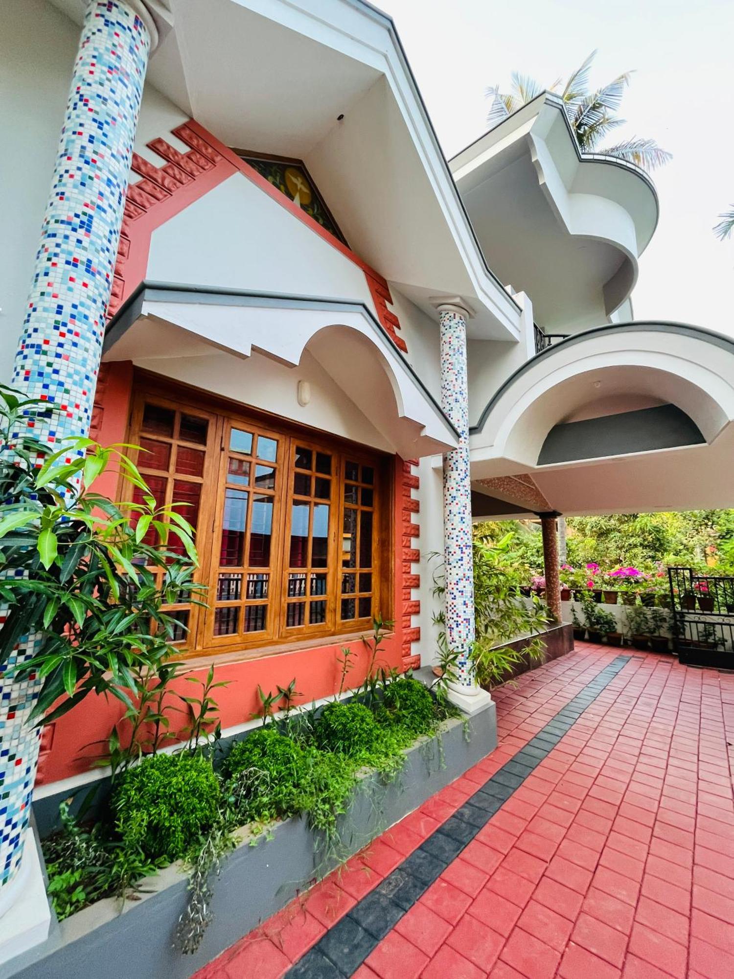 Spacious 3-Bedroom Private Villa In Mangalore - Ideal Getaway For Family And Friends ภายนอก รูปภาพ